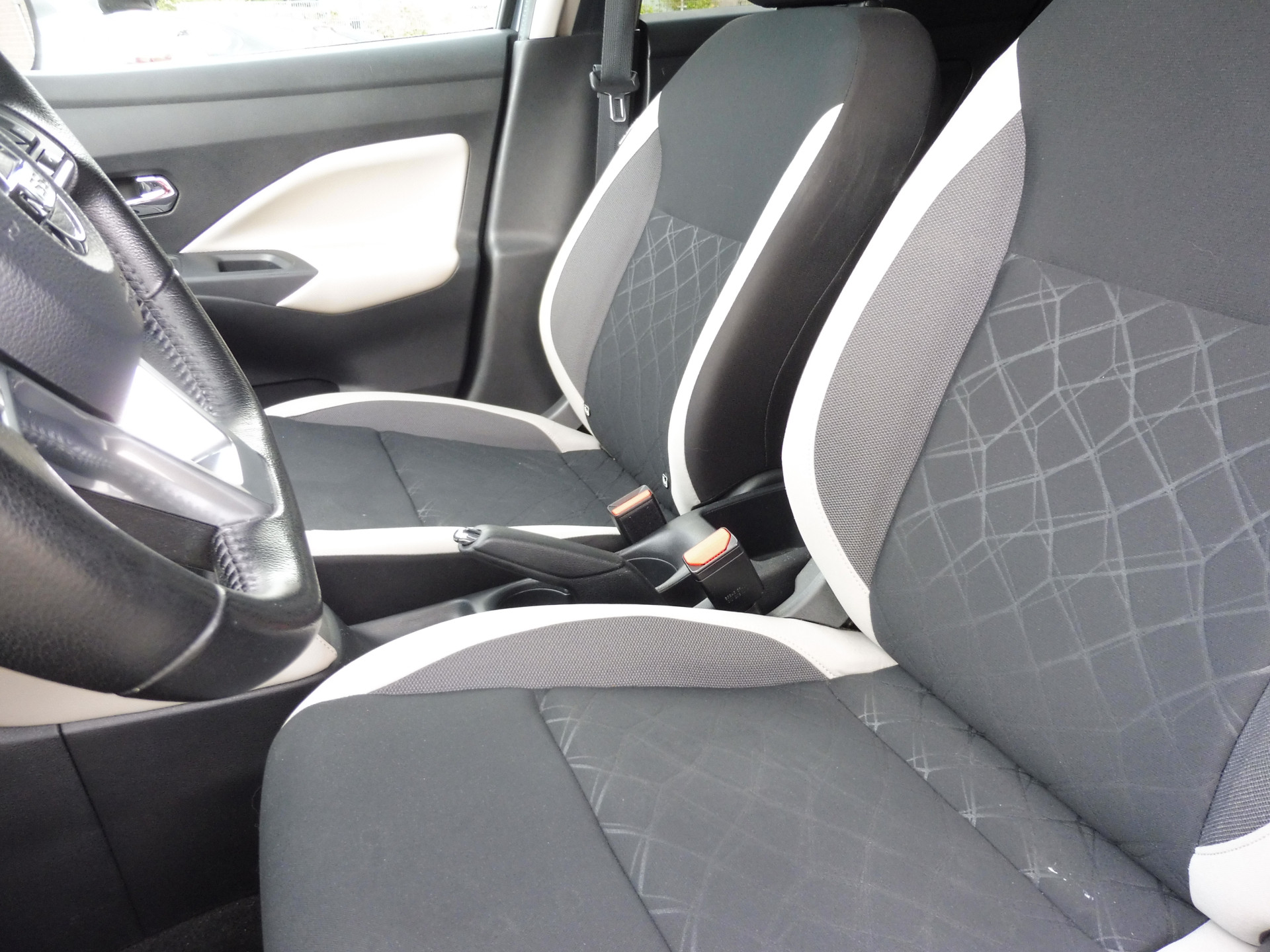 Foto van Nissan Micra