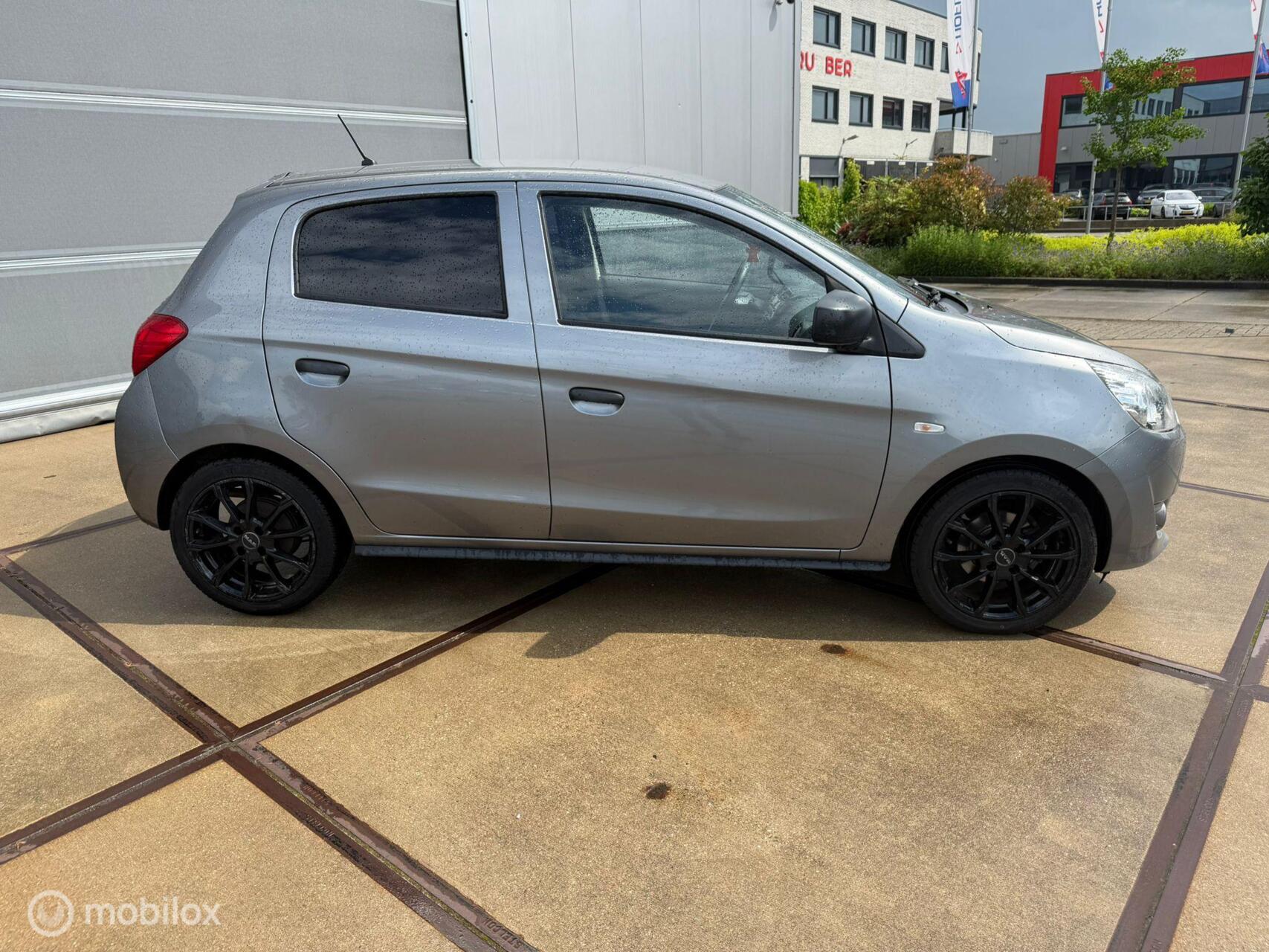 Foto van Mitsubishi Mitsubishi Space Star