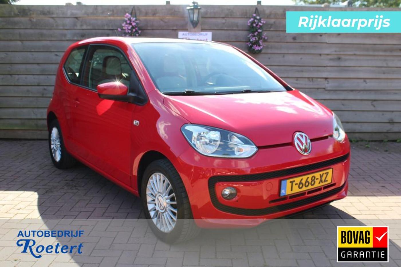 Volkswagen Up 1.0 60pk High Up! BM airco/el.schuifdak/lm velgen/stoelverw. 3-drs 2013 - voorkant