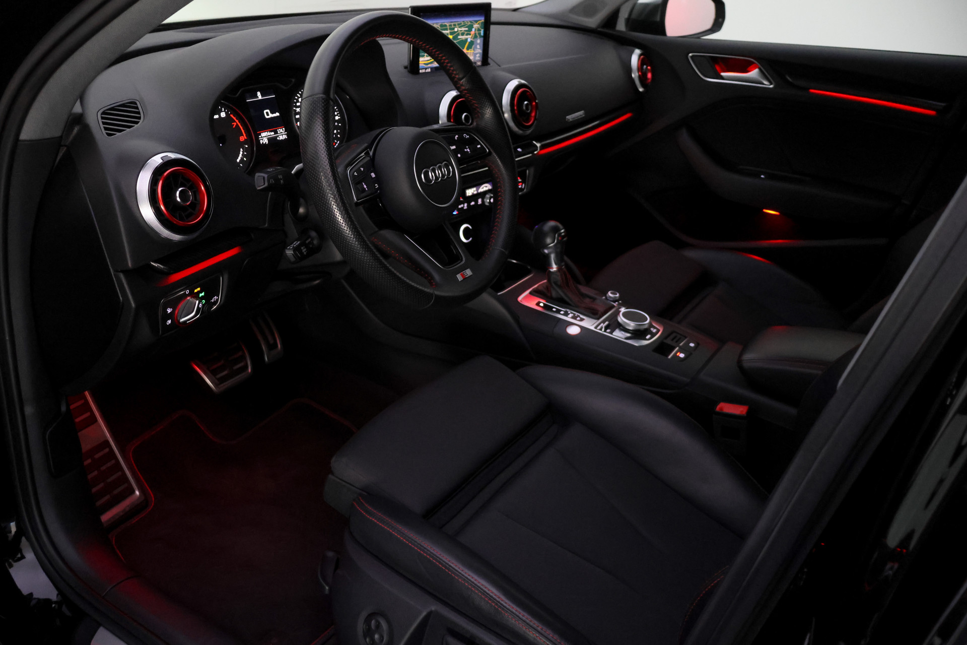 Foto van Audi S3 Limousine