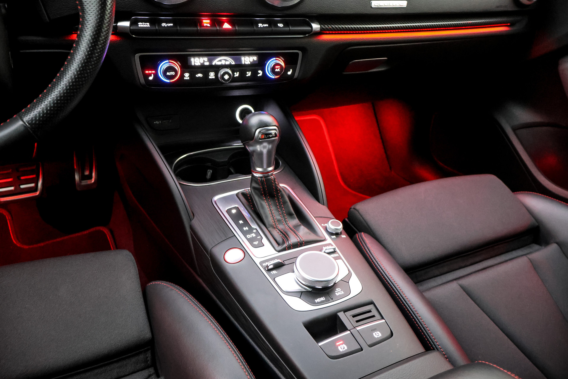 Foto van Audi S3 Limousine