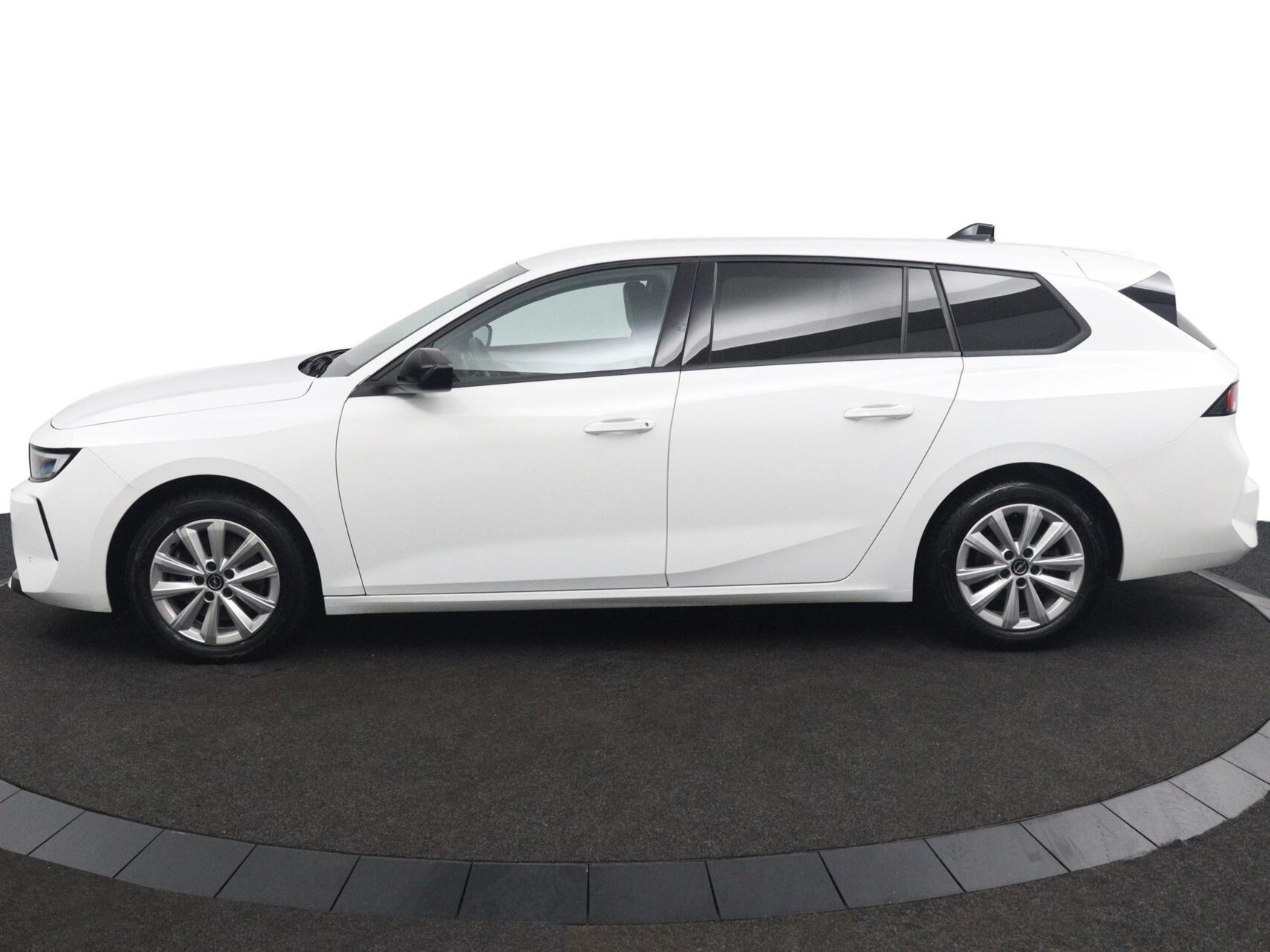 Foto van Opel Astra Sports Tourer