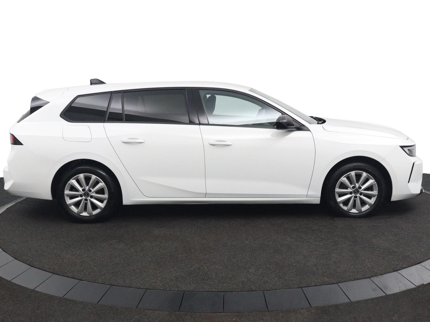 Foto van Opel Astra Sports Tourer