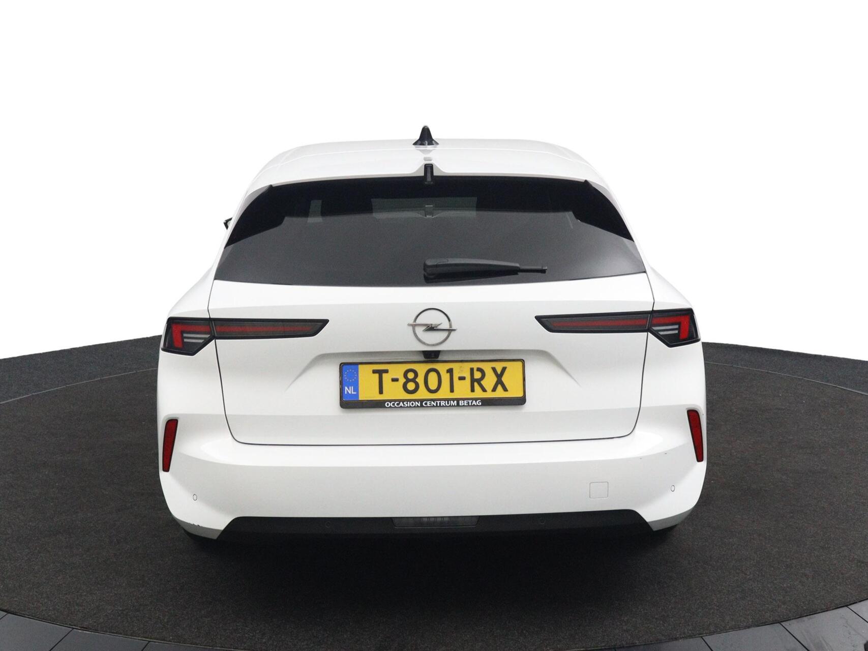 Foto van Opel Astra Sports Tourer