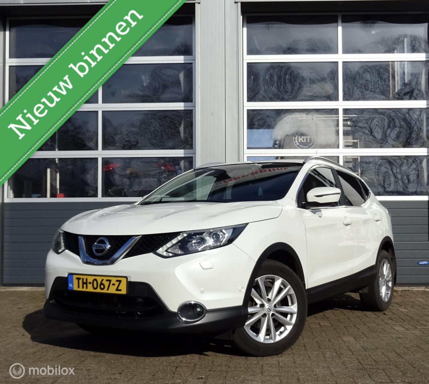 Nissan Qashqai 1.2 Tekna AUTOMAAT NAVI|CAMERA 2017 - voorkant