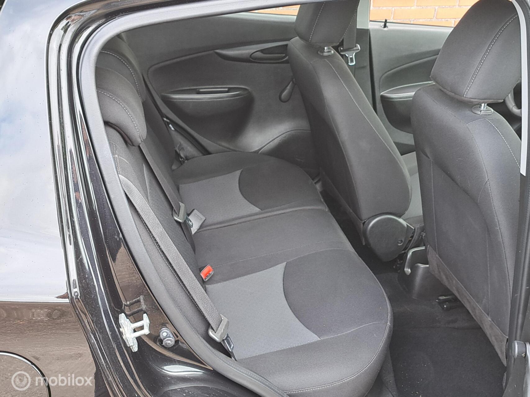 Foto van Opel Karl / Viva