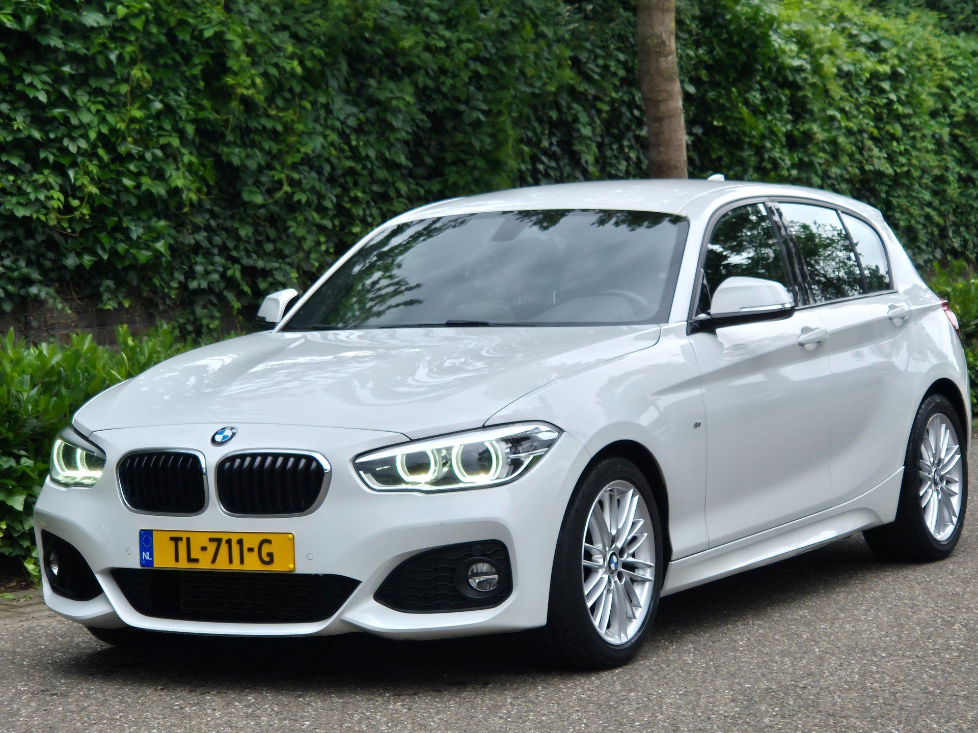 BMW 118i 118i Executive 2018 - voorkant