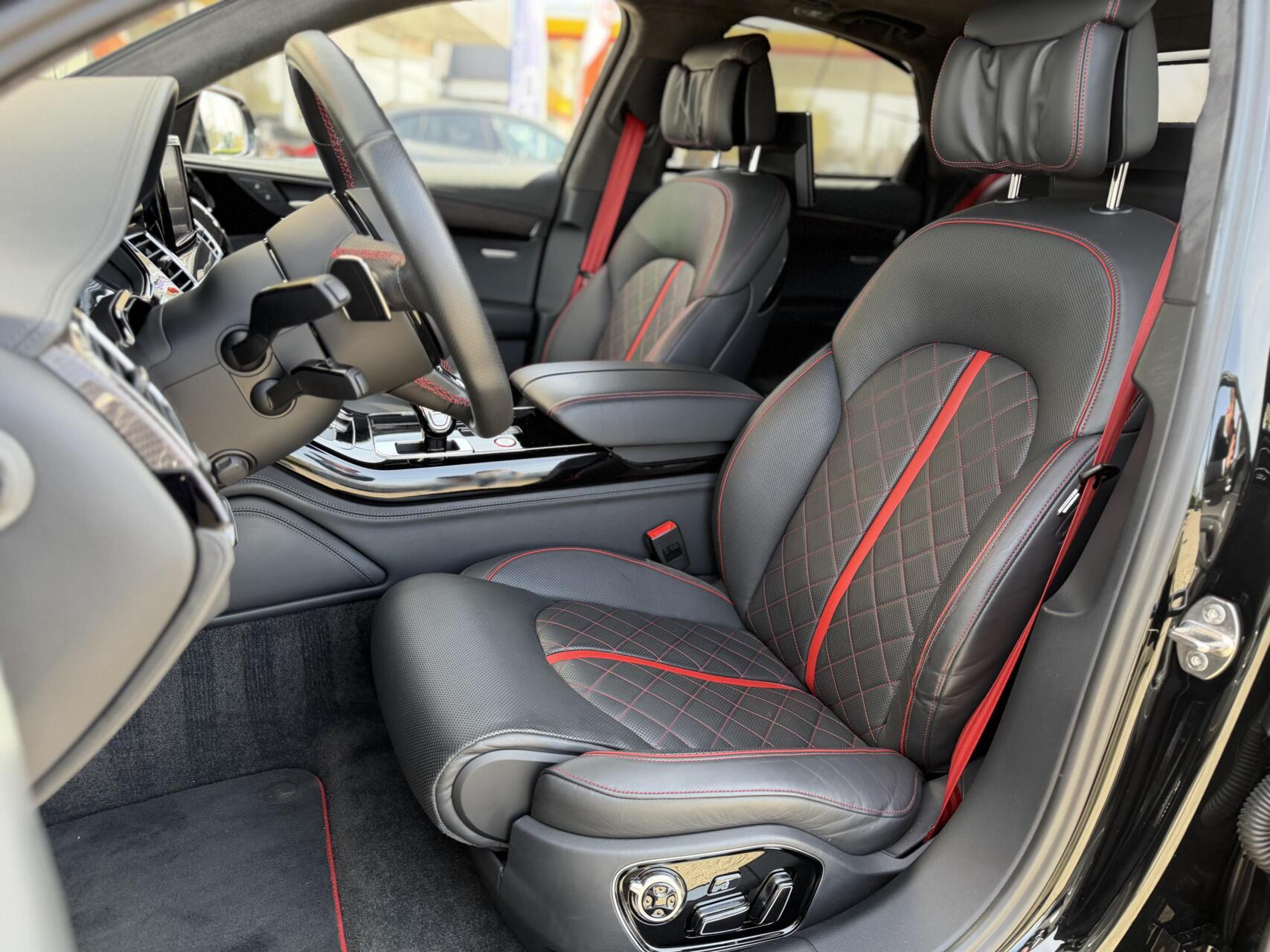 Foto van Audi S8 Plus