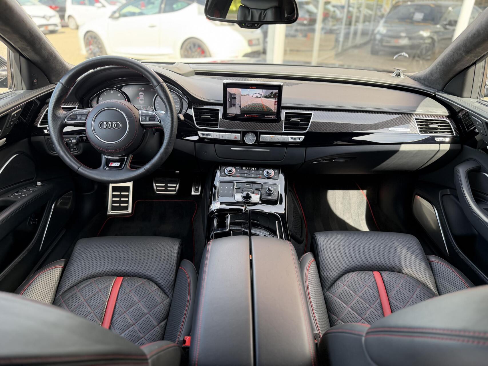 Foto van Audi S8 Plus