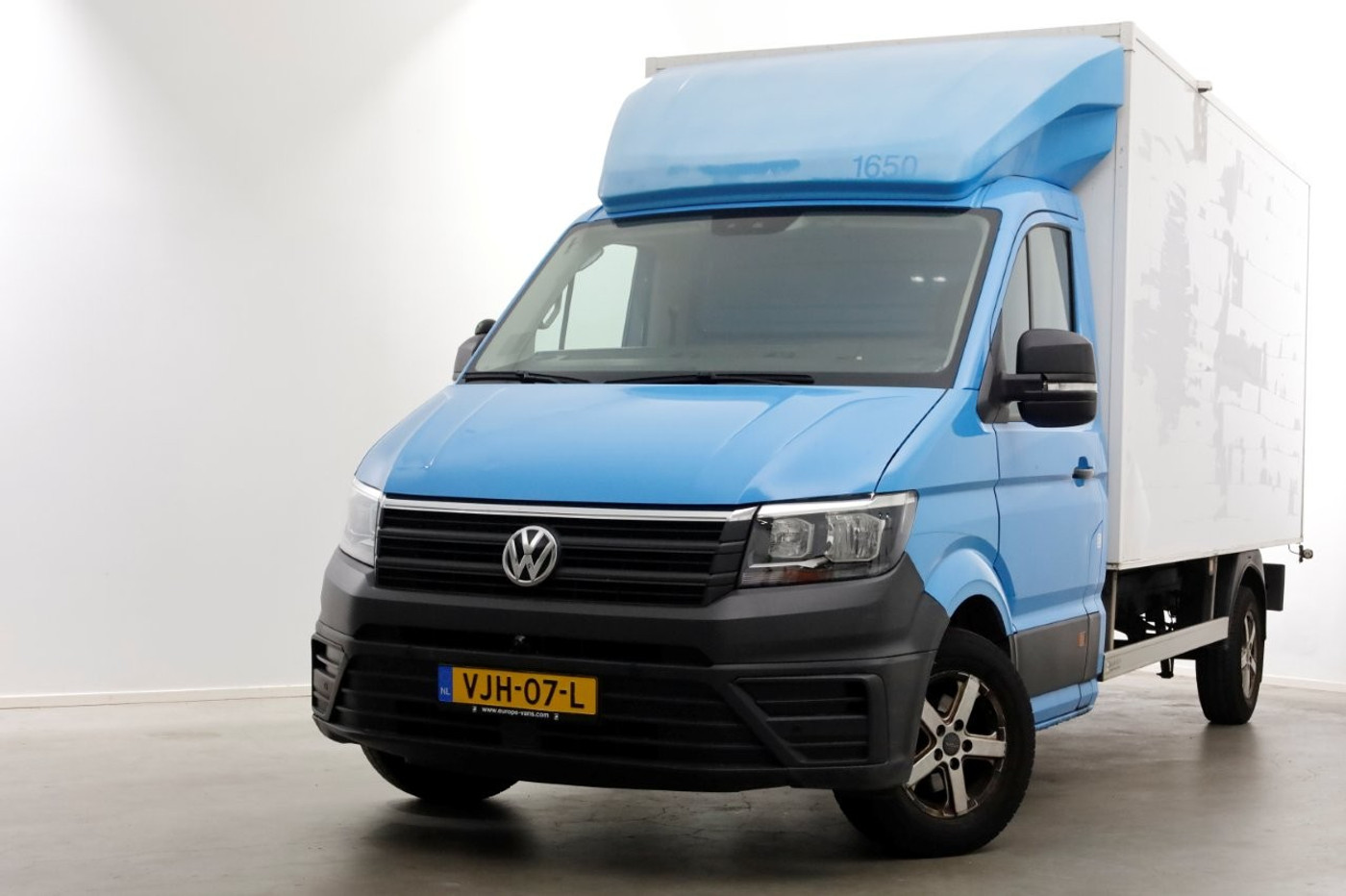 Volkswagen Crafter 35 2.0 TDI E6 Bakwagen met achterdeuren 2-Persoons 02-2021 2021 - voorkant