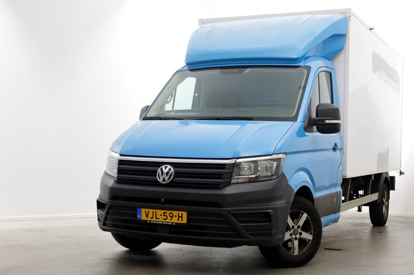 Volkswagen Crafter 35 2.0 TDI E6 Bakwagen met achterdeuren 2-Persoons 02-2021 2021 - voorkant