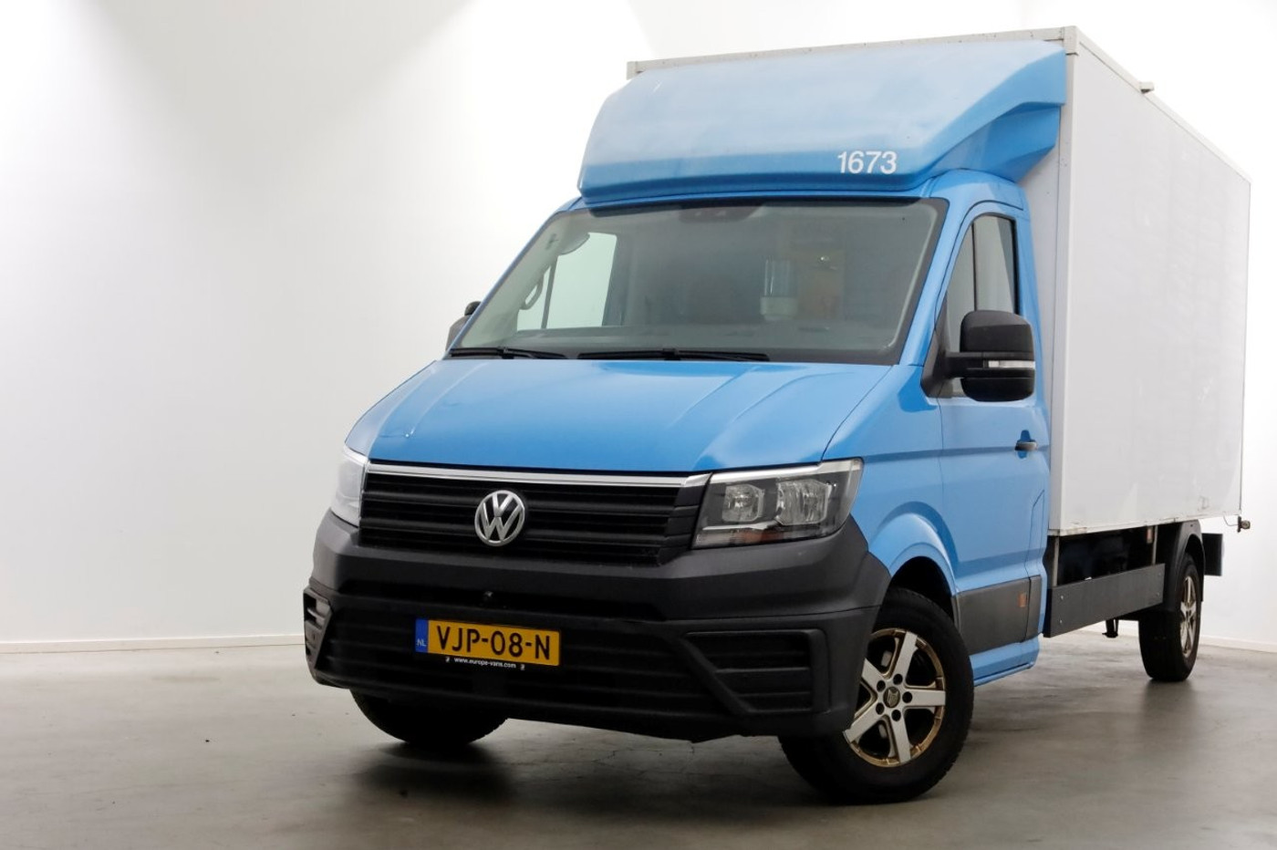 Volkswagen Crafter 35 2.0 TDI E6 Bakwagen met achterdeuren 2-Persoons 03-2021 2021 - voorkant
