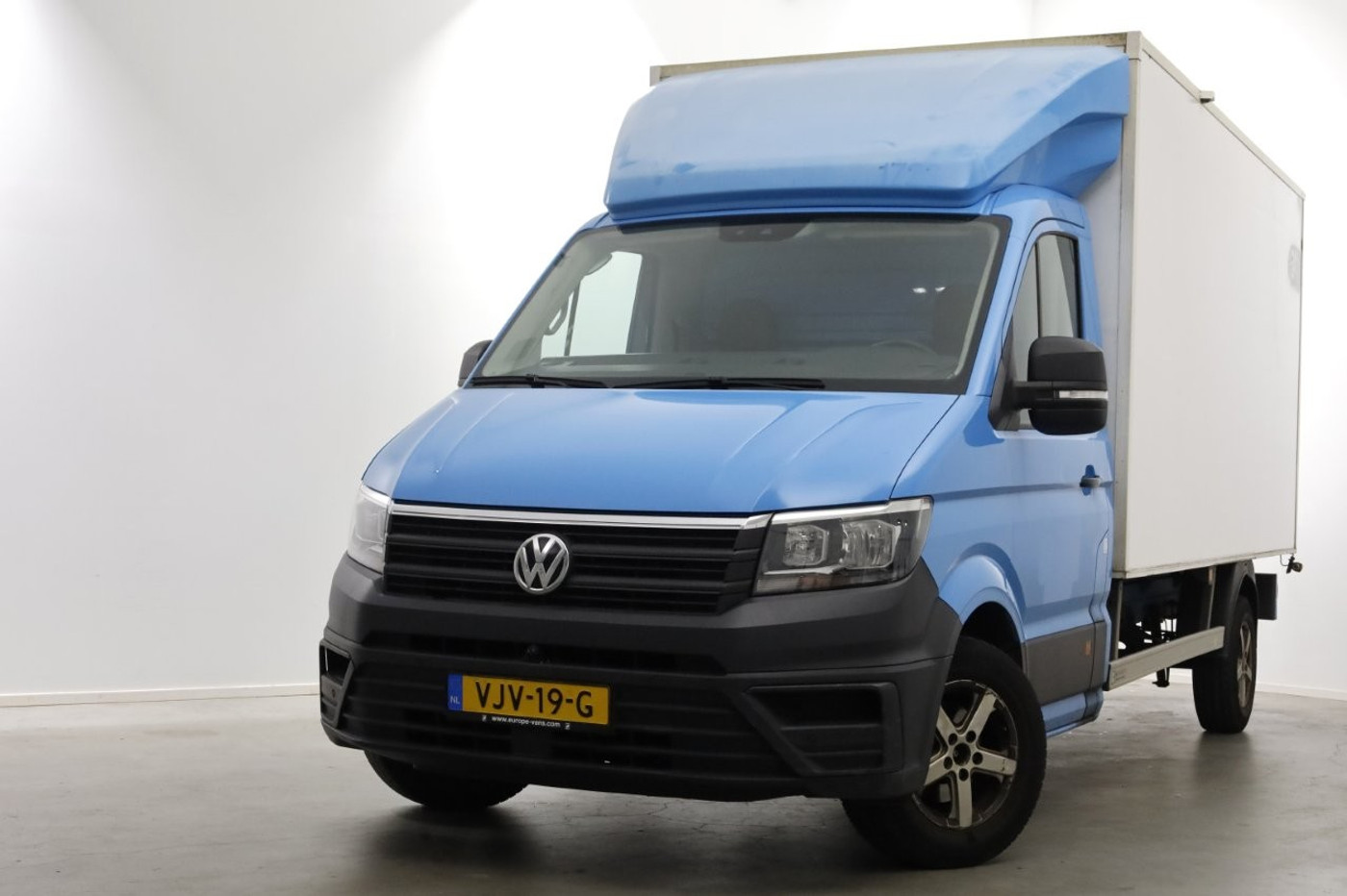 Volkswagen Crafter 35 2.0 TDI L4H3 2021 - voorkant