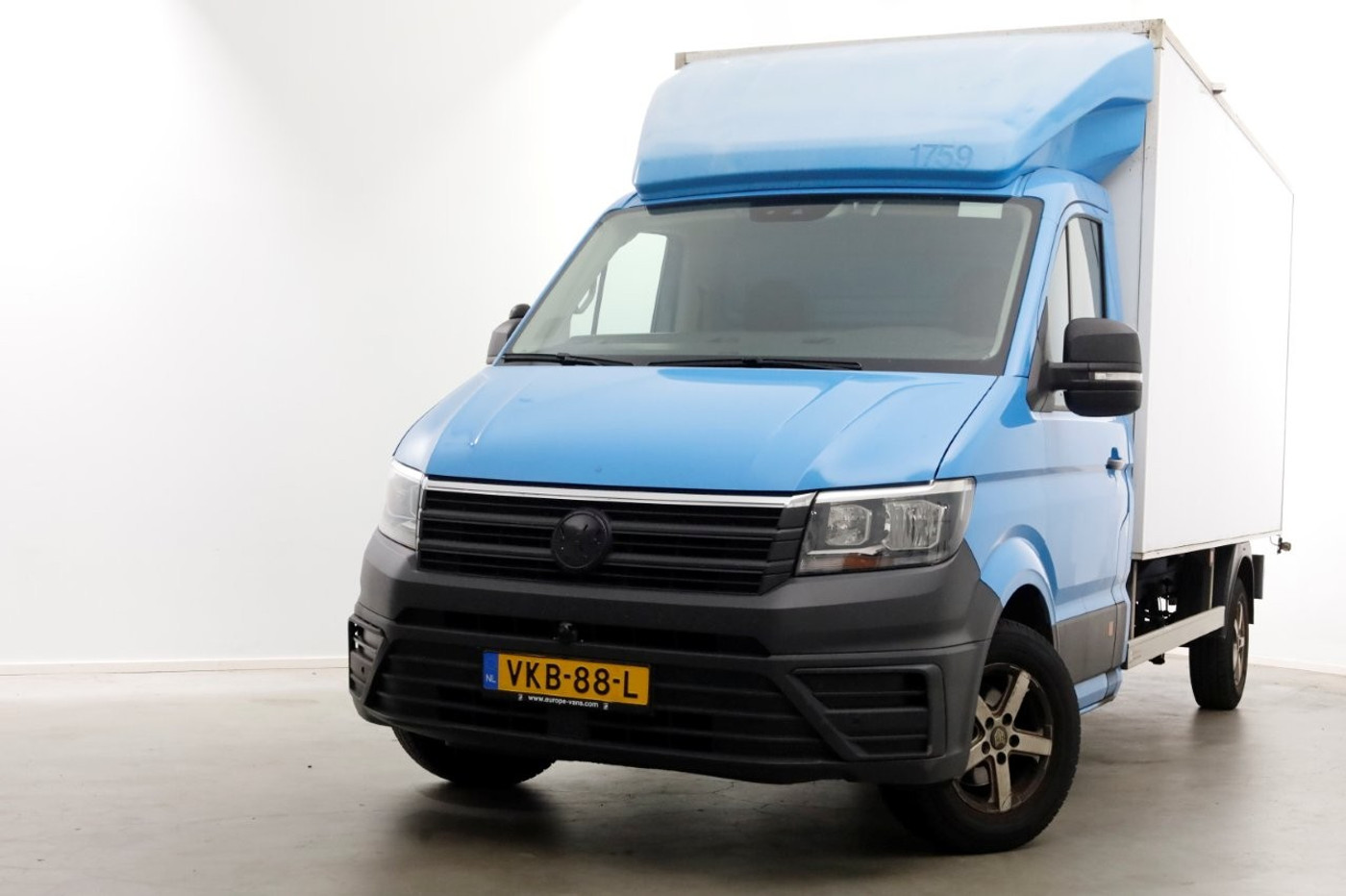 Volkswagen Crafter 35 2.0 TDI E6 Bakwagen met achterdeuren 2-Persoons 04-2021 2021 - voorkant