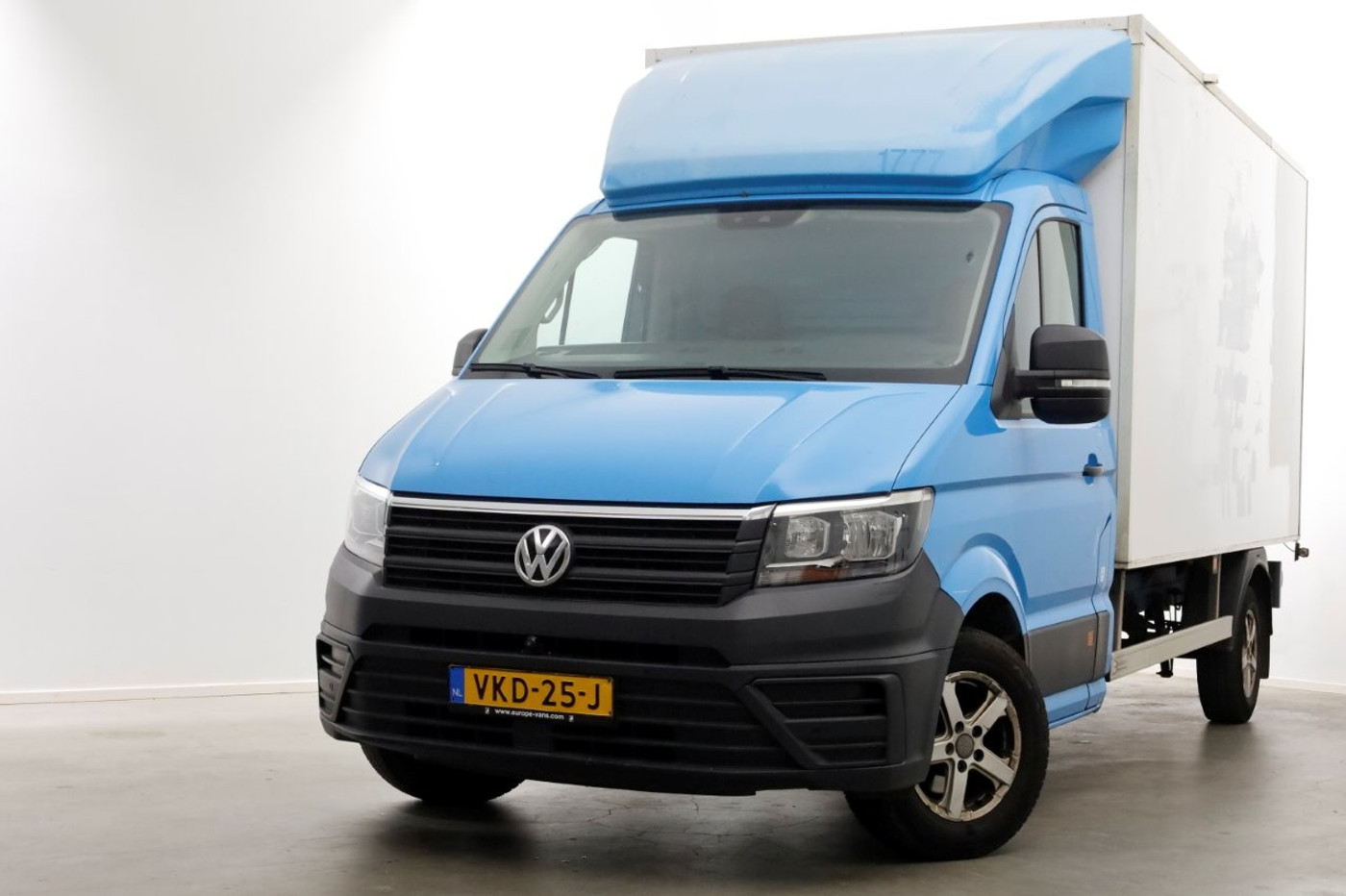 Volkswagen Crafter 35 2.0 TDI E6 Bakwagen met achterdeuren 2-Persoons 04-2021 2021 - voorkant