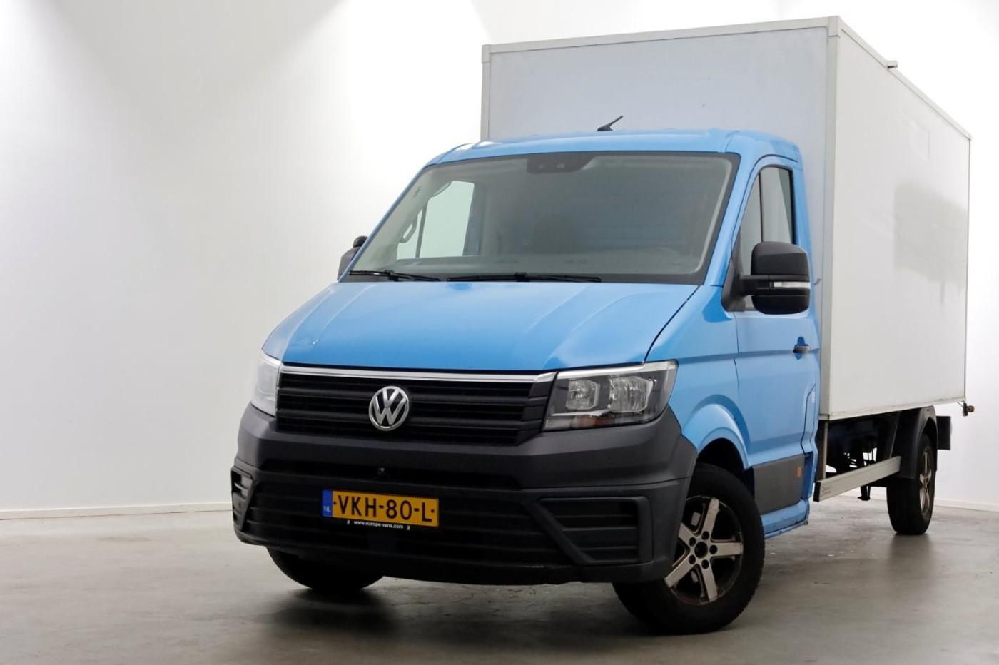 Volkswagen Crafter 35 2.0 TDI E6 Bakwagen met achterdeuren 2-Persoons 04-2021 2021 - voorkant