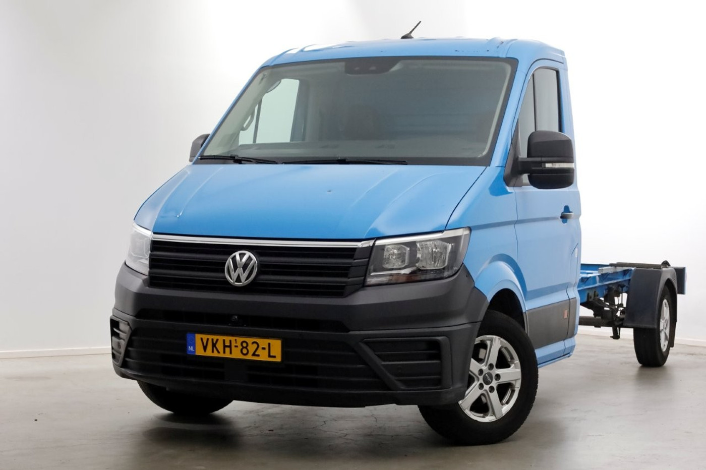 Volkswagen Crafter 35 2.0 TDI E6 L4 WB 449cm Chassis Cabine (Fahrgestell) 2-Persoons 04-2021 2021 - voorkant