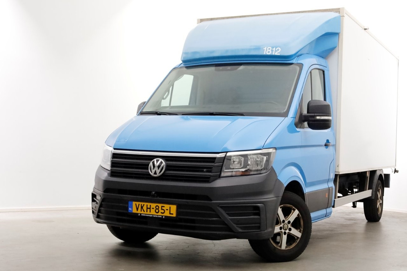Volkswagen Crafter 35 2.0 TDI E6 Bakwagen met achterdeuren 2-Persoons 04-2021 2021 - voorkant