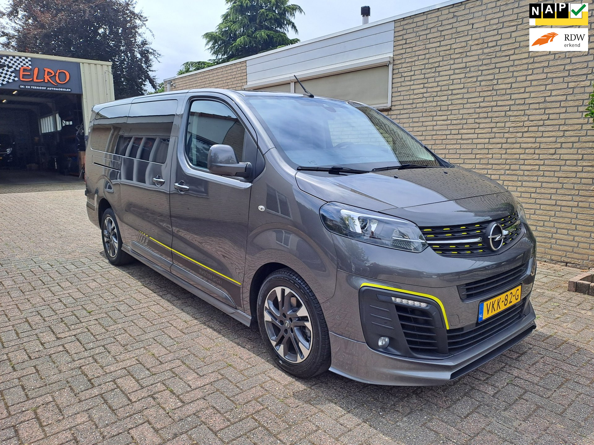 Opel Vivaro 2.0 CDTI L3H1 DC Innovation Irmscher 2021 - voorkant