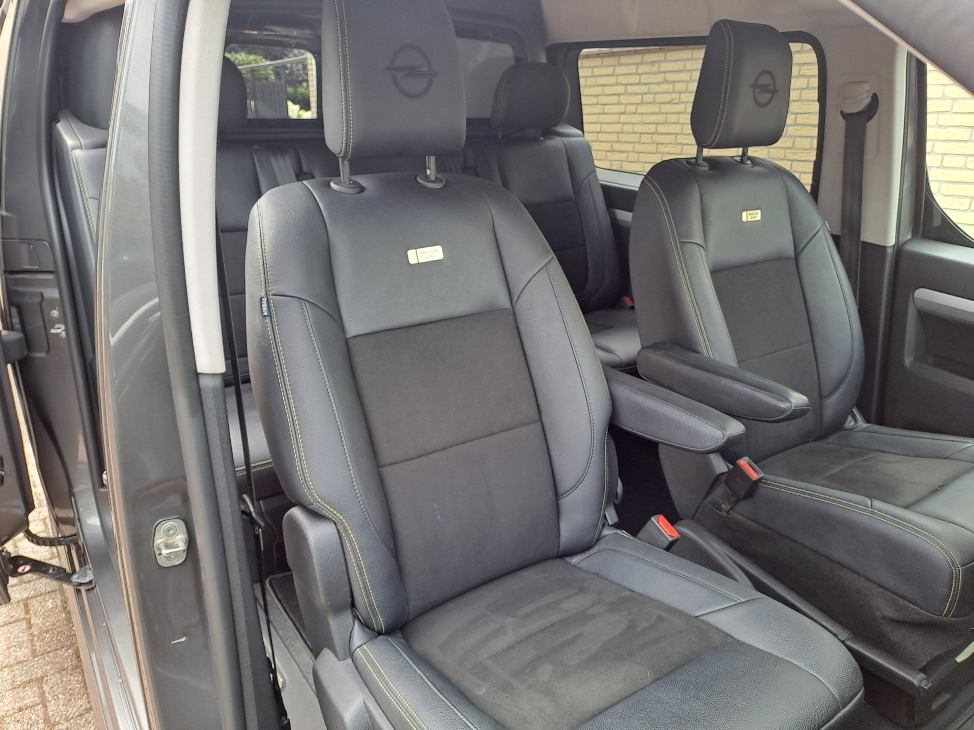 Foto van Opel Vivaro