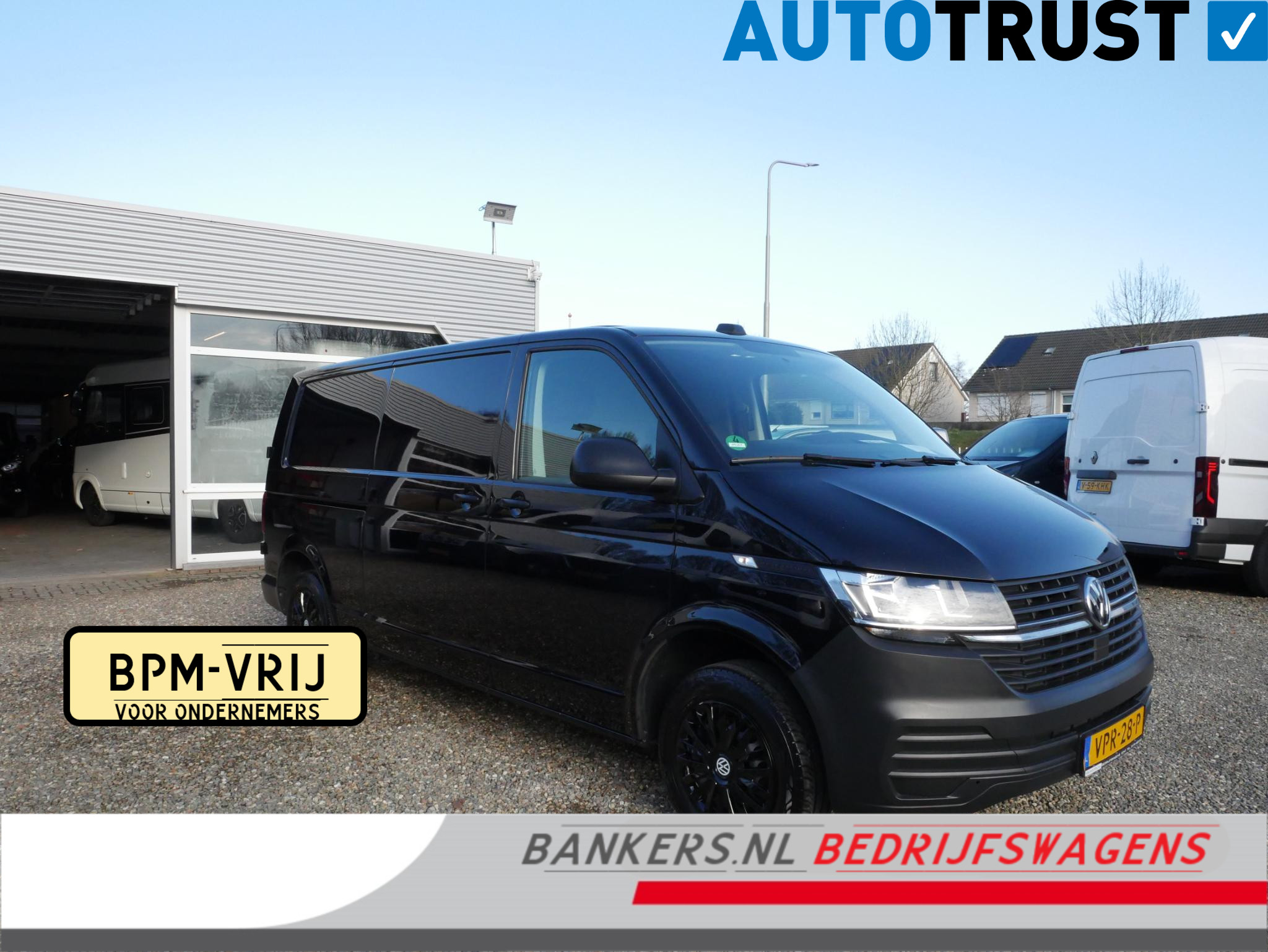 Volkswagen Transporter 2.0 TDI 110PK, L2H1, Airco 2022 - voorkant