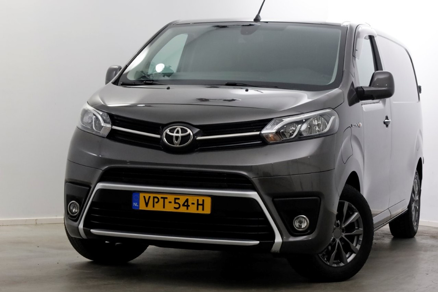 Toyota Proace Electric Worker Professional 75 kWh Snellader WLTP Range 317km SOH 89% 05-2022 2022 - voorkant