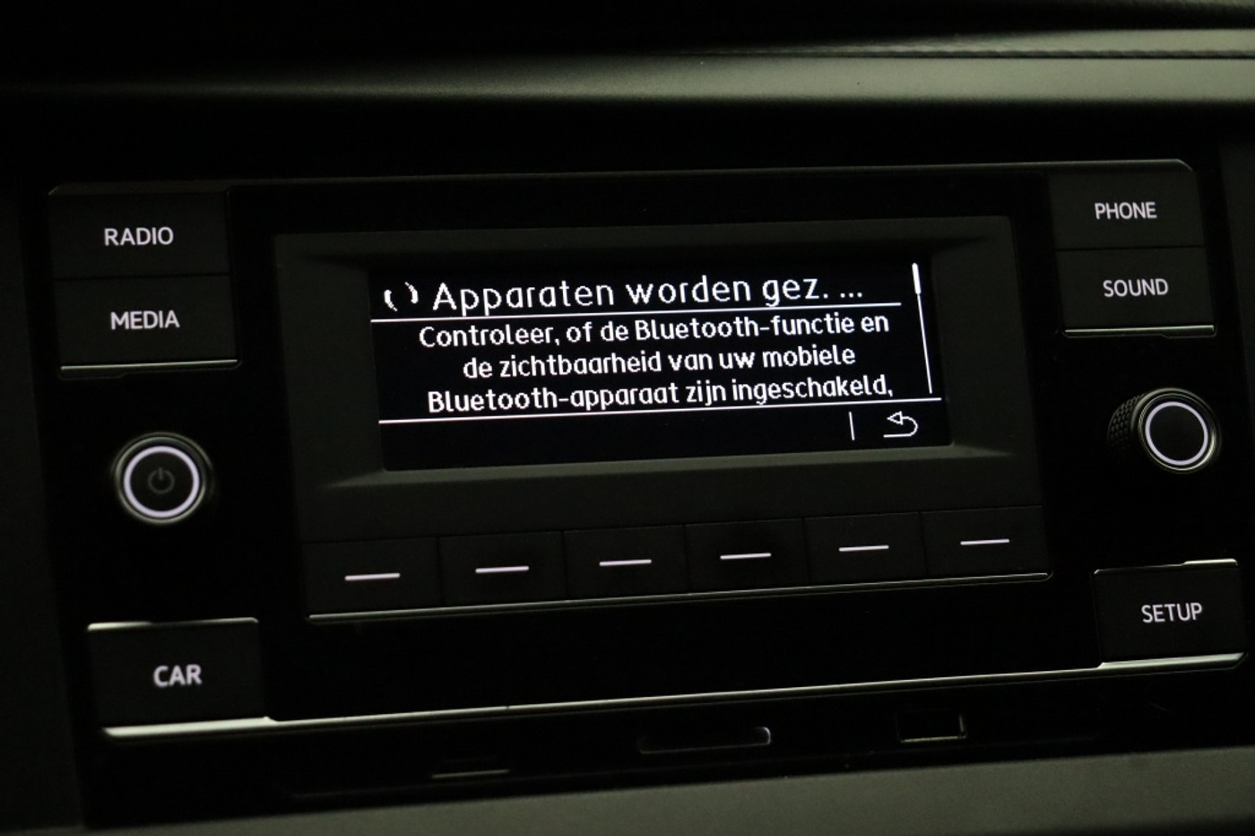 Foto van Volkswagen Caddy Modified Partition Wall