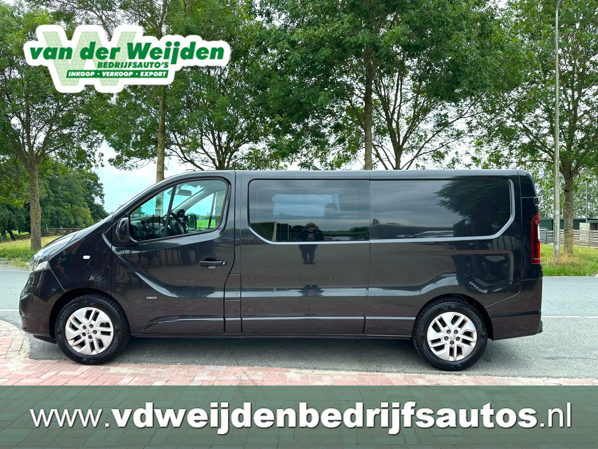 Foto van Opel Vivaro-b