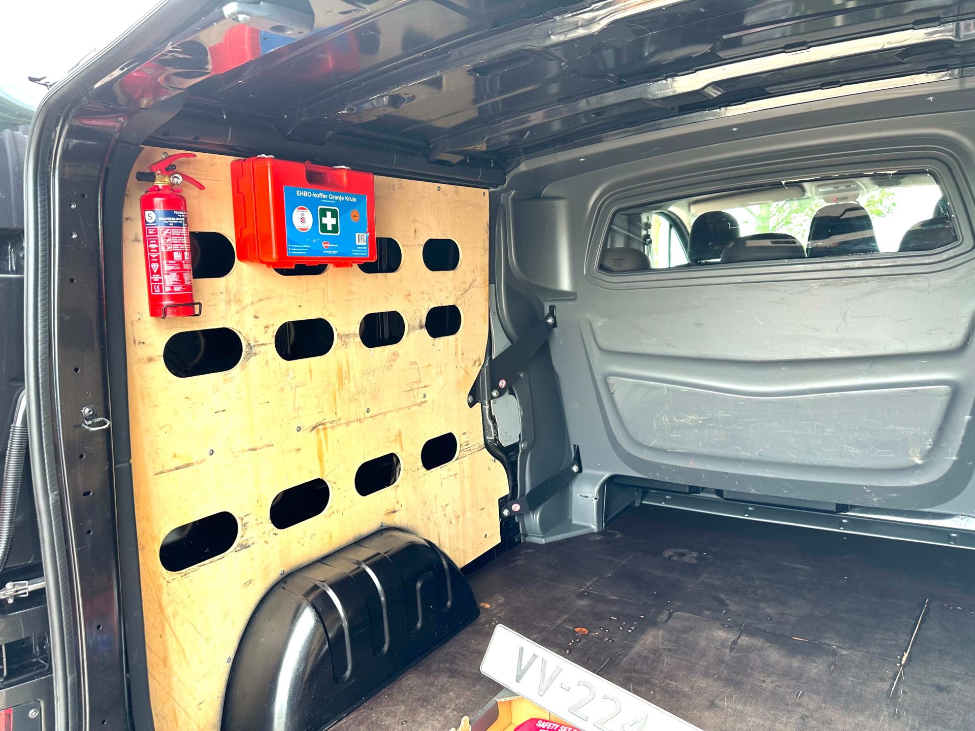 Foto van Opel Vivaro-b