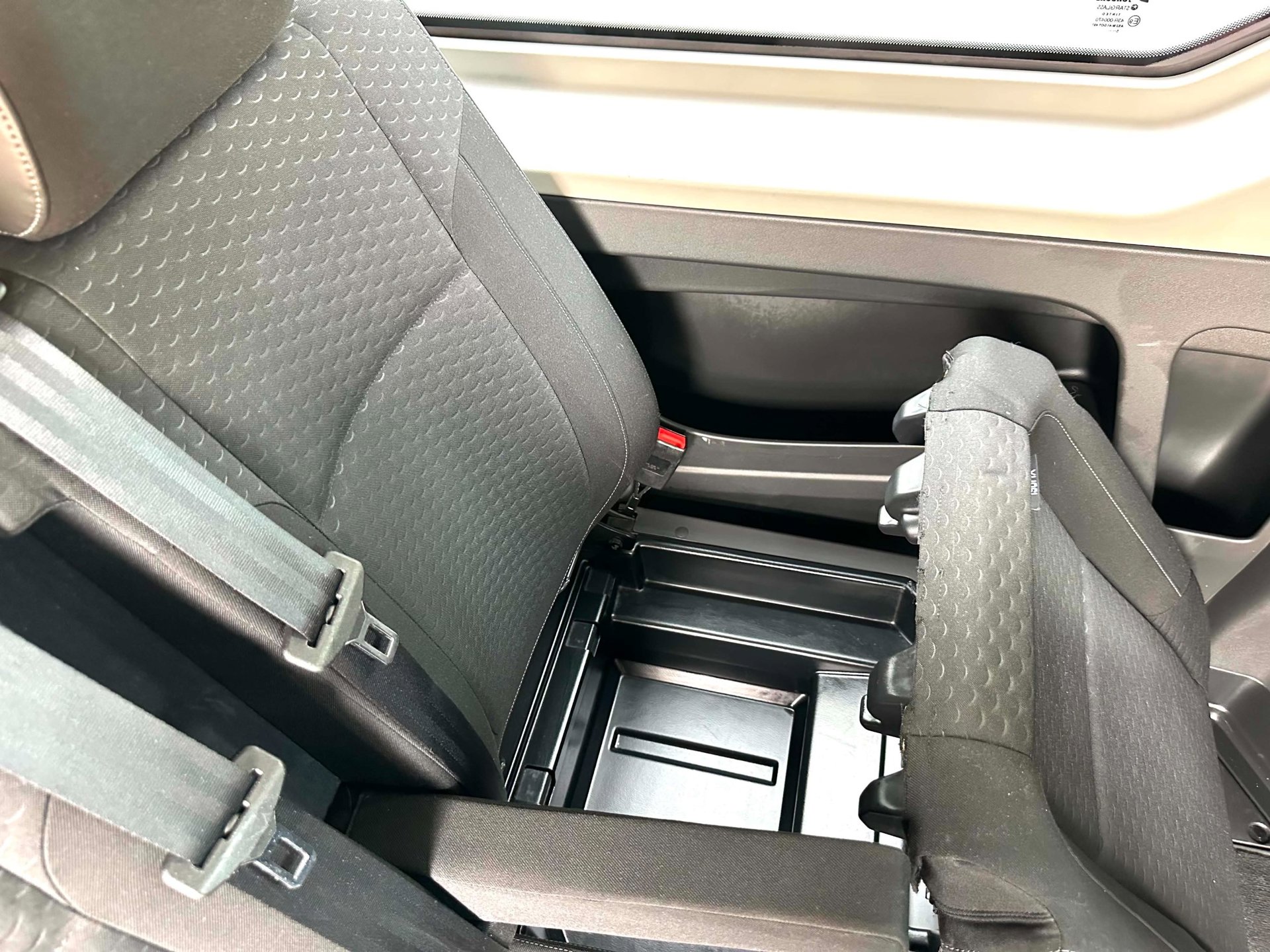 Foto van Opel Vivaro-b