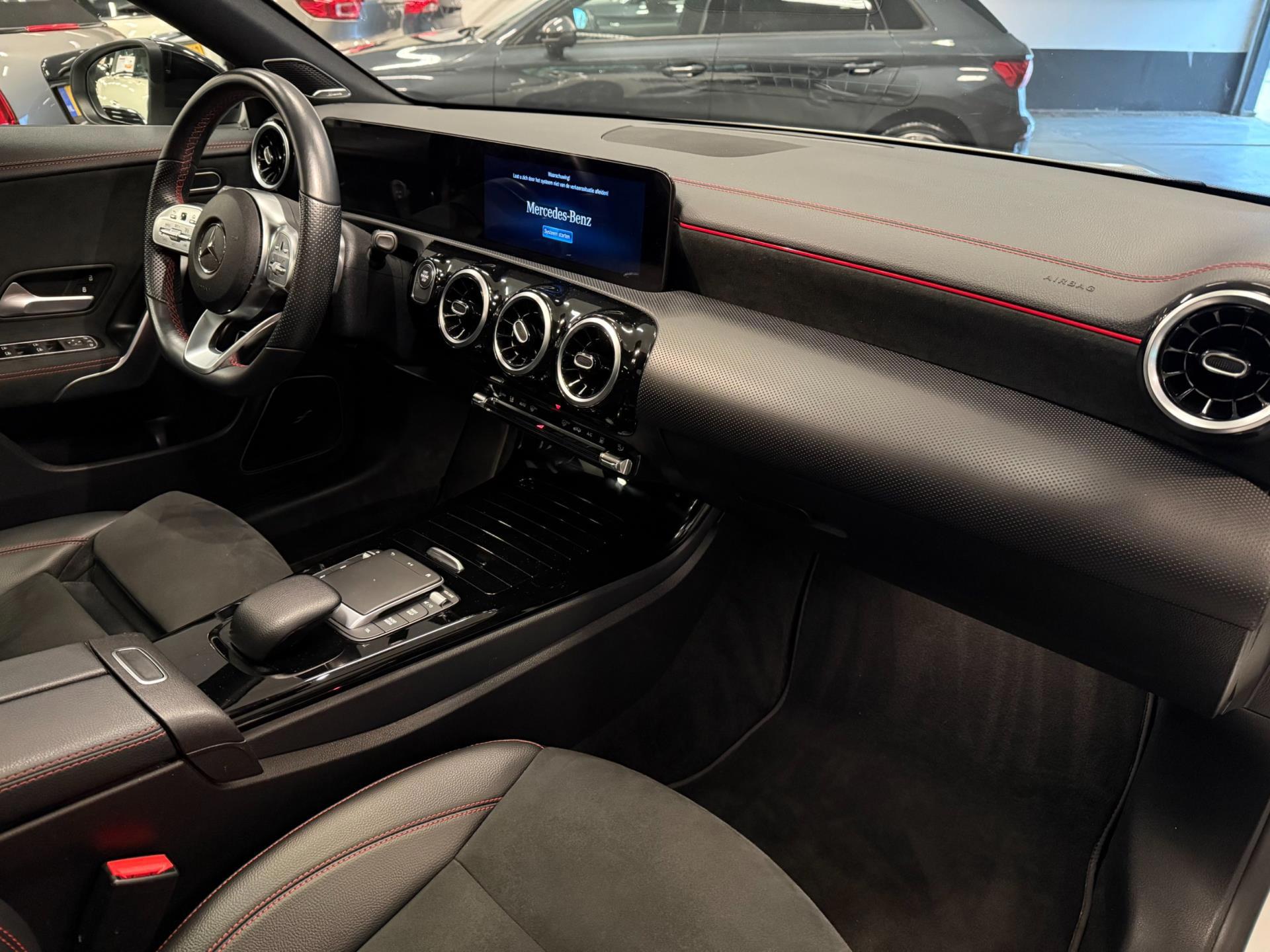 Foto van Mercedes-Benz Cla 250 E