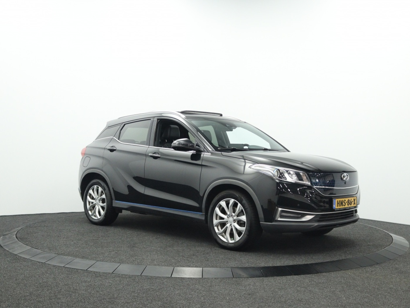 Foto van DFSK Seres 3