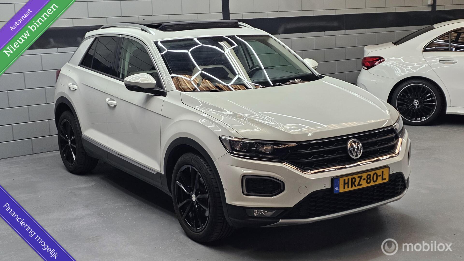 Volkswagen T-roc 1.5 TSI DSG Automaat Sport Pano 2019 - voorkant