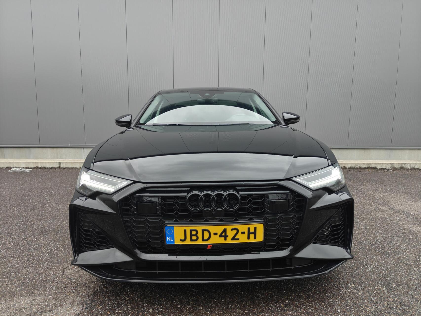 Foto van Audi A6 55 TFSI E