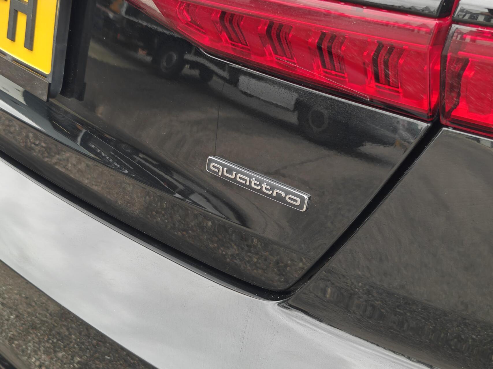 Foto van Audi A6 55 TFSI E