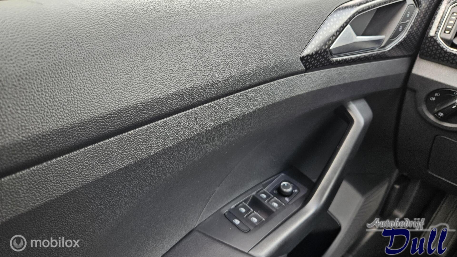 Foto van Volkswagen T-cross