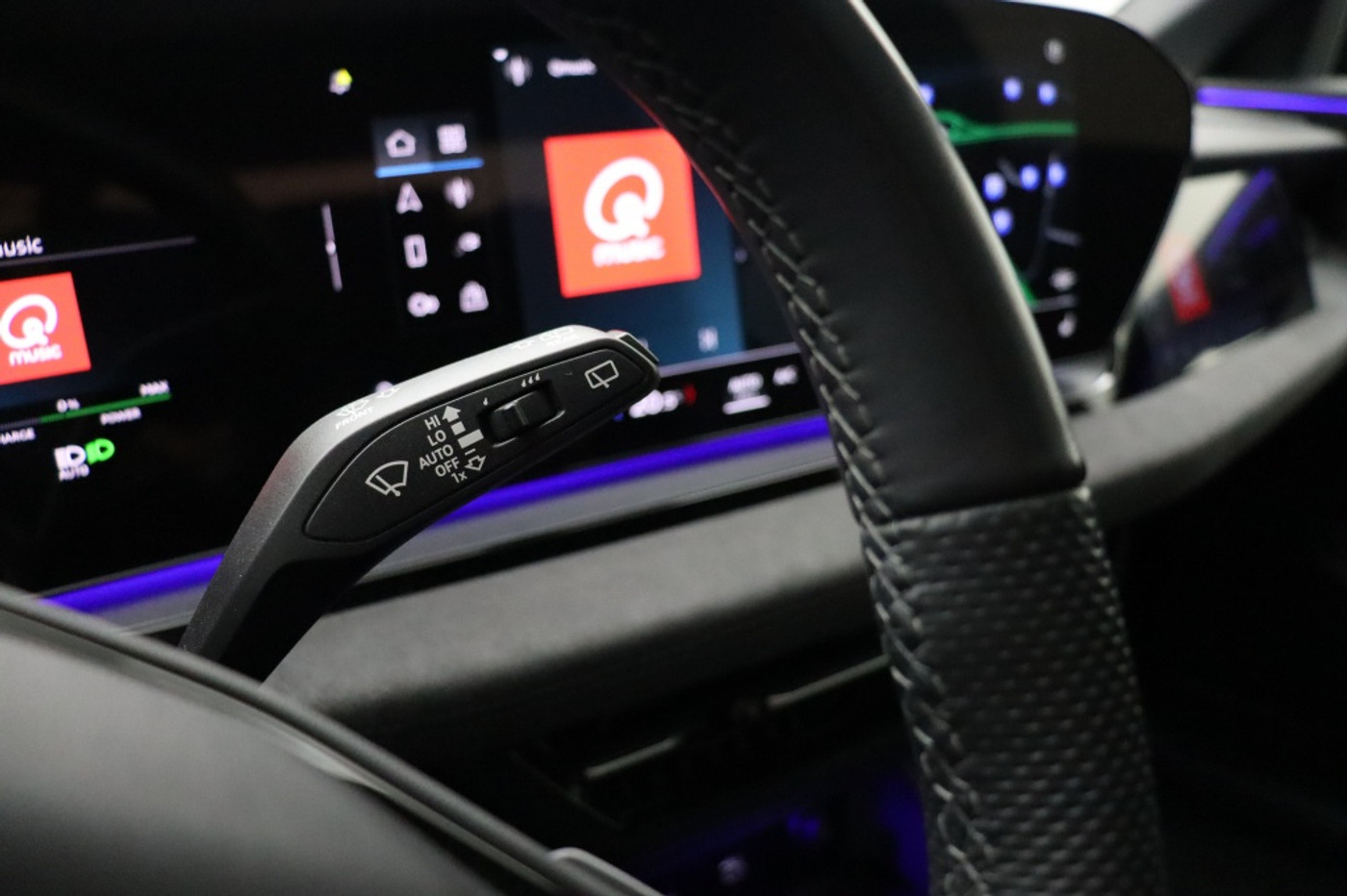 Foto van Audi Q6 Suv E-tron Quattro