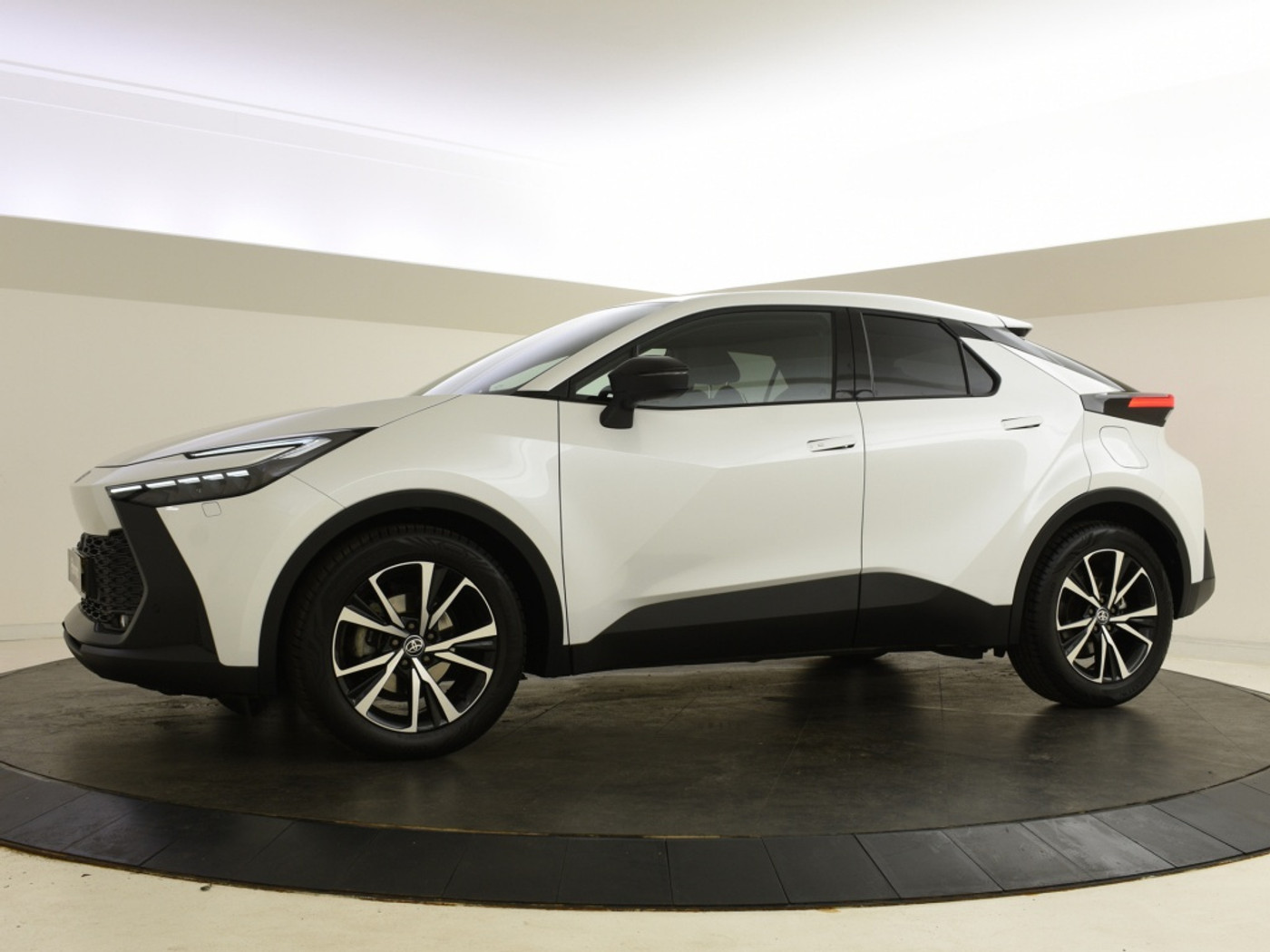 Foto van Toyota Toyota C-hr