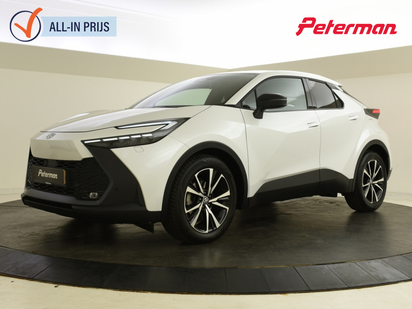 Toyota Toyota C-hr 1.8 Hybrid 140 Dynamic | electr. a. klep | all seasons | PDC 2024 - voorkant