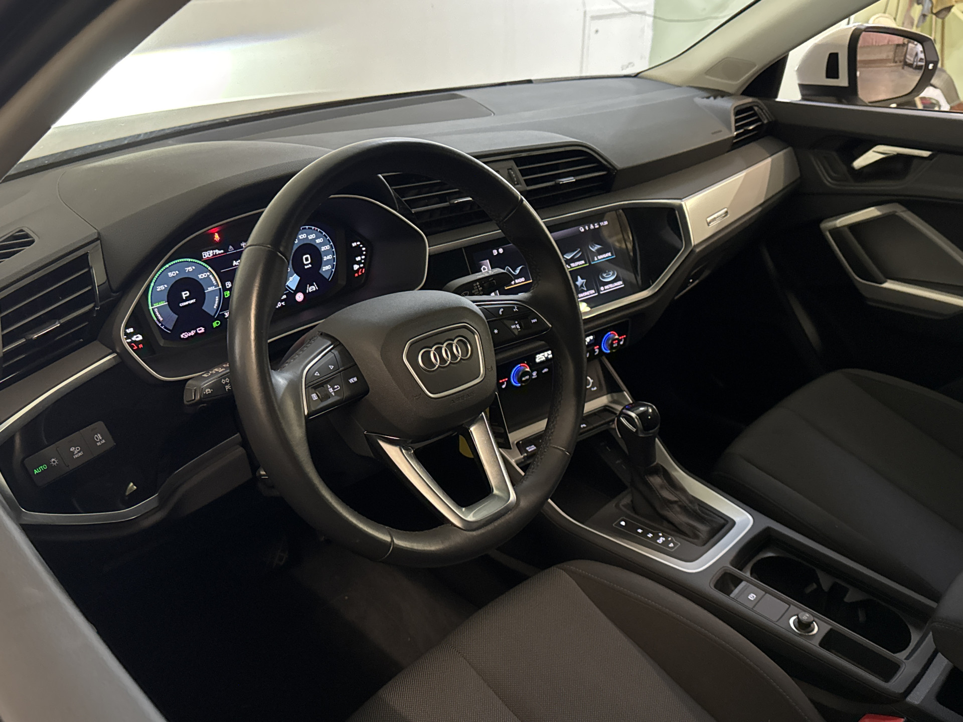 Foto van Audi Q3 E-tron