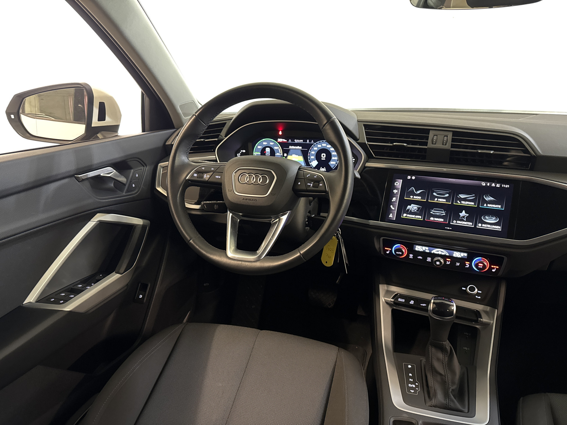 Foto van Audi Q3 E-tron