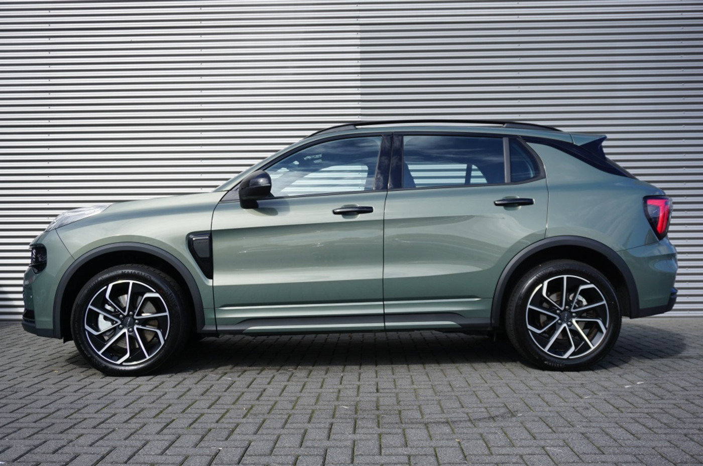 Foto van Lynk&co LYNK & Co 01