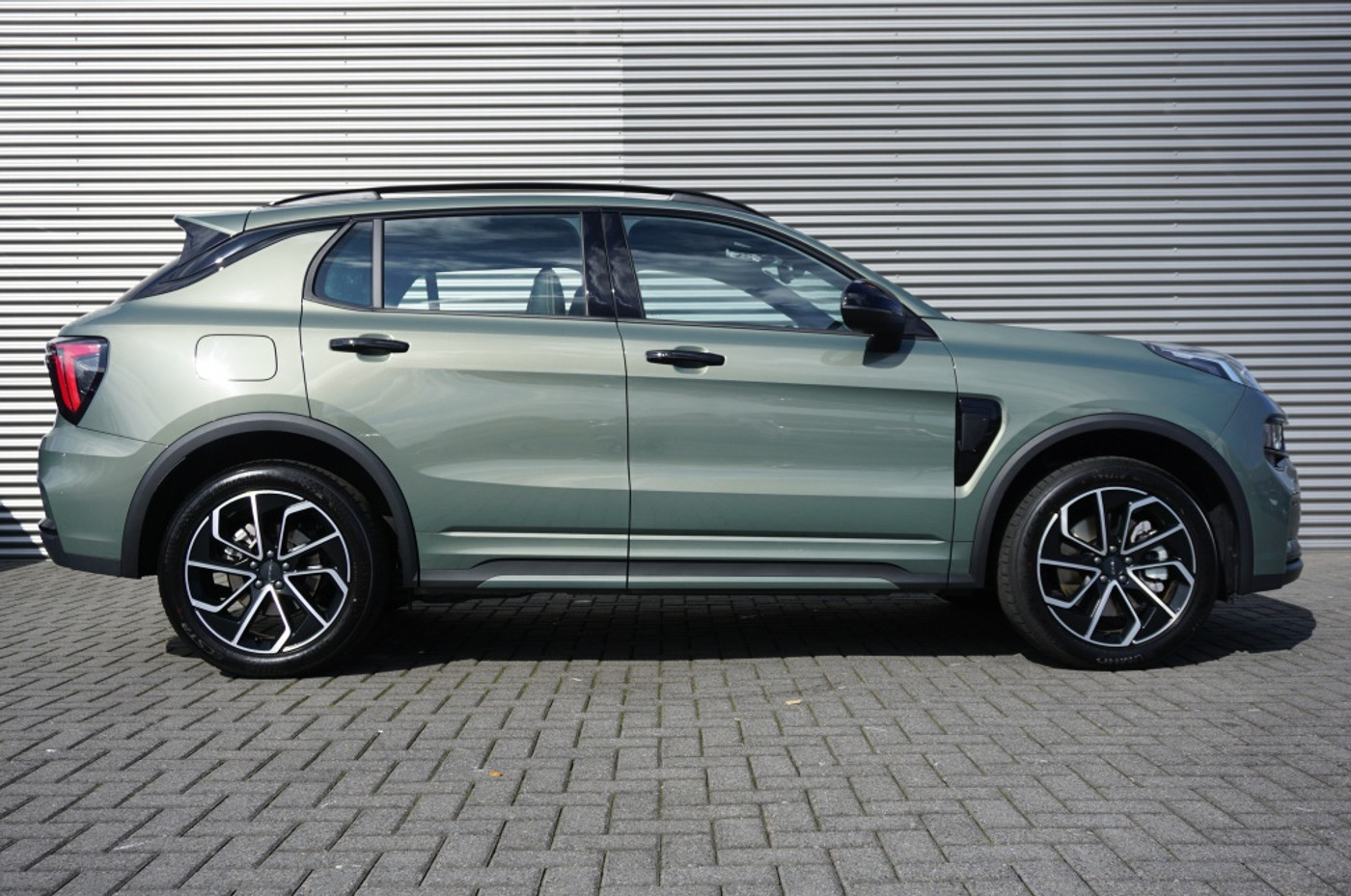 Foto van Lynk&co LYNK & Co 01