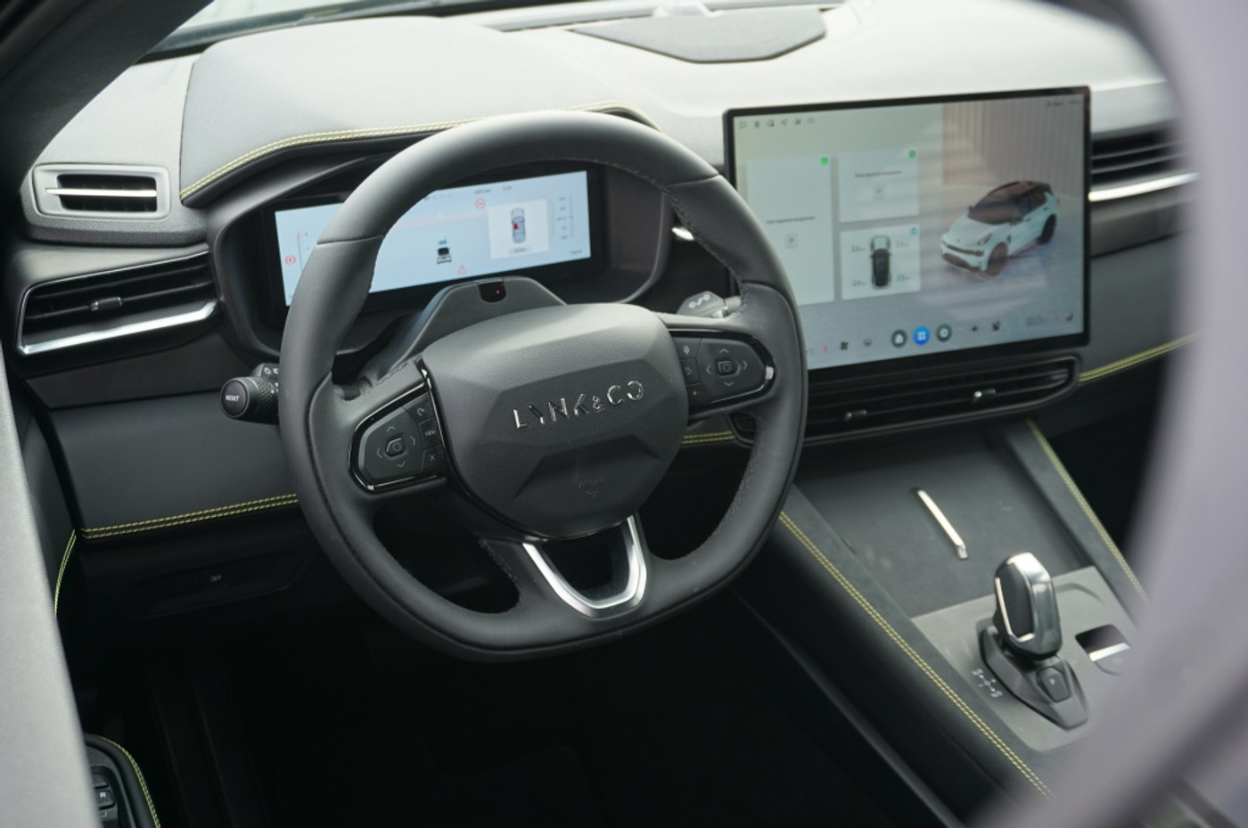 Foto van Lynk&co LYNK & Co 01
