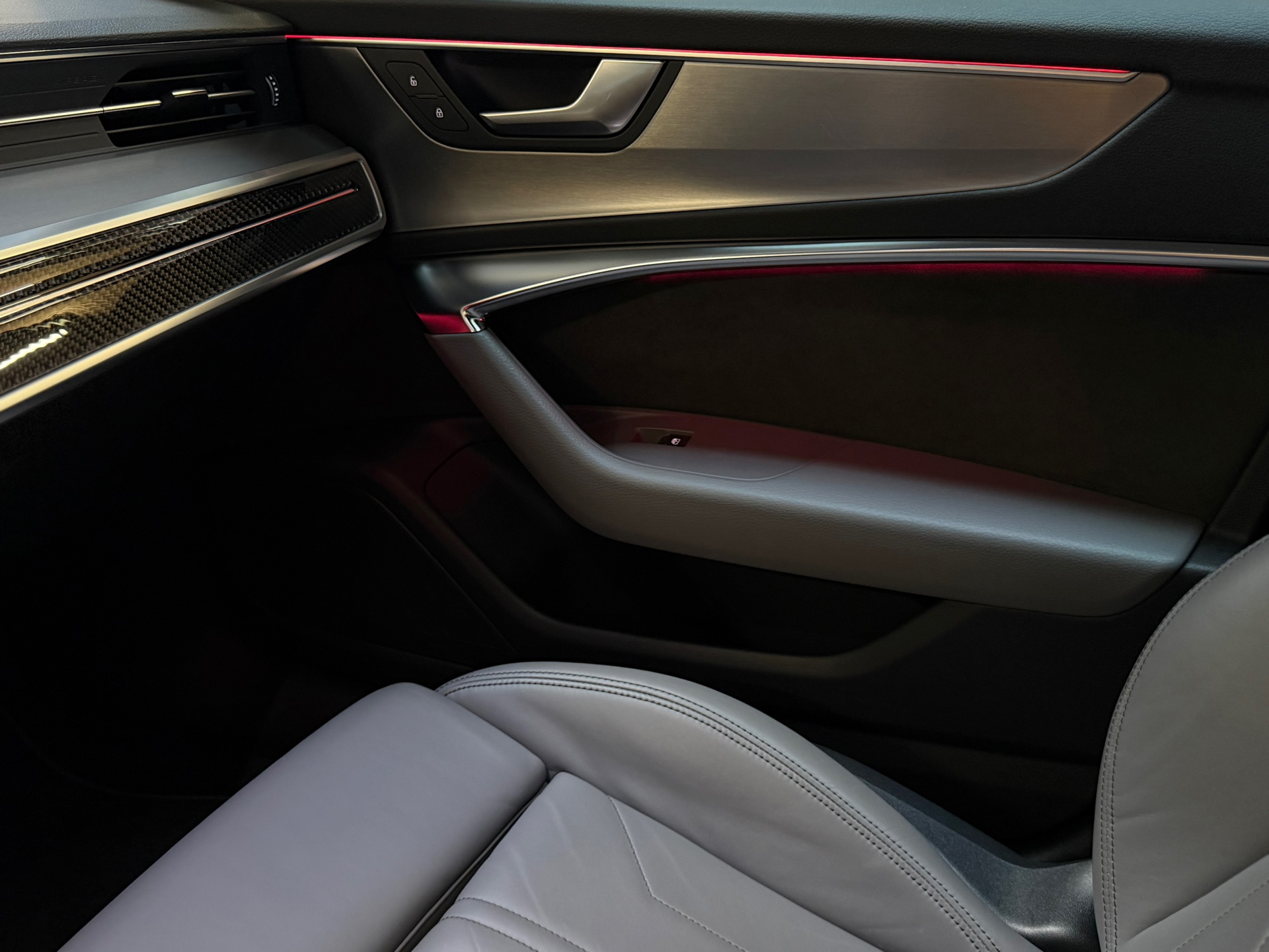 Foto van Audi A6 55 TFSI E