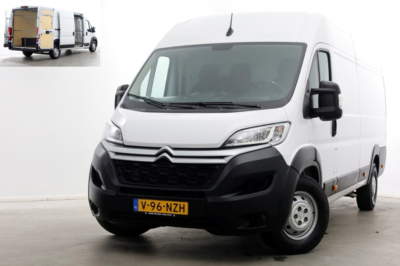 Citroen Jumper 2.2 BlueHDi 165pk L4H2 Airco/Navi/Camera 06-2024 2024 - voorkant