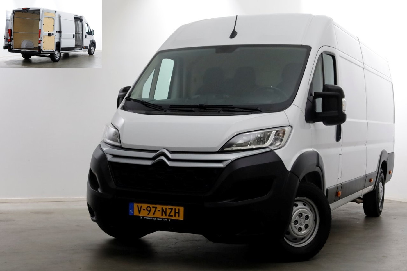 Citroen Jumper 2.2 BlueHDi 165pk L4H2 Airco/Navi/Camera 06-2024 2024 - voorkant