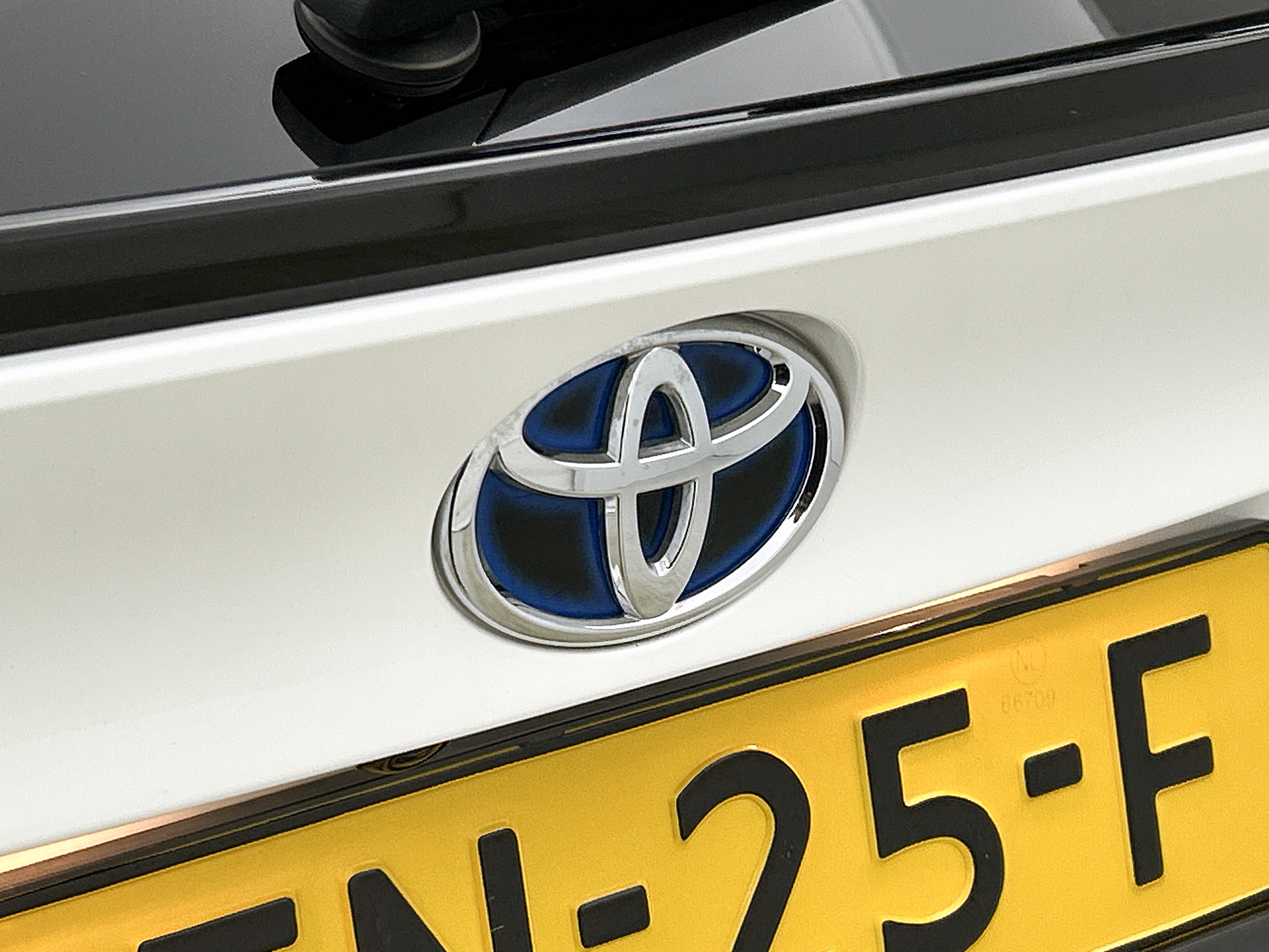 Foto van Toyota Toyota C-hr