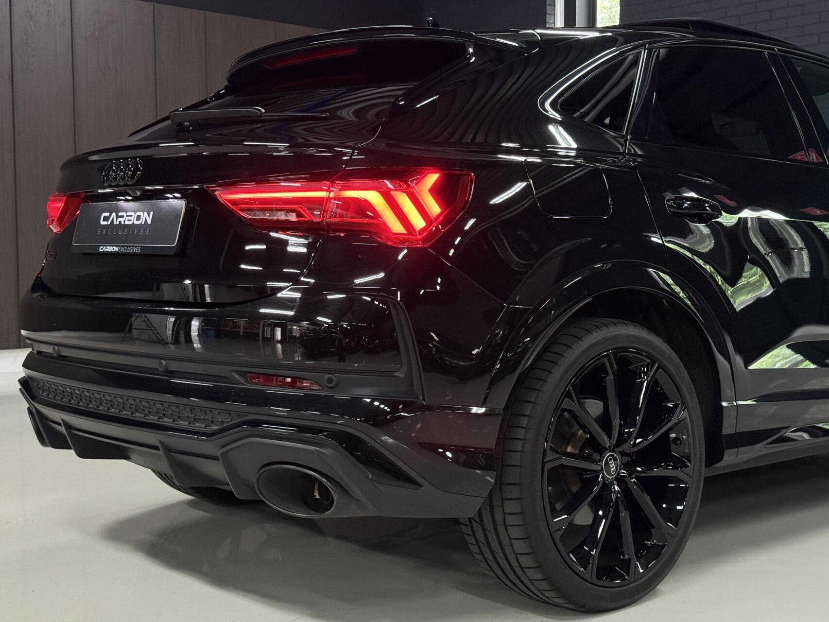 Foto van Audi RS Q3 Sportback