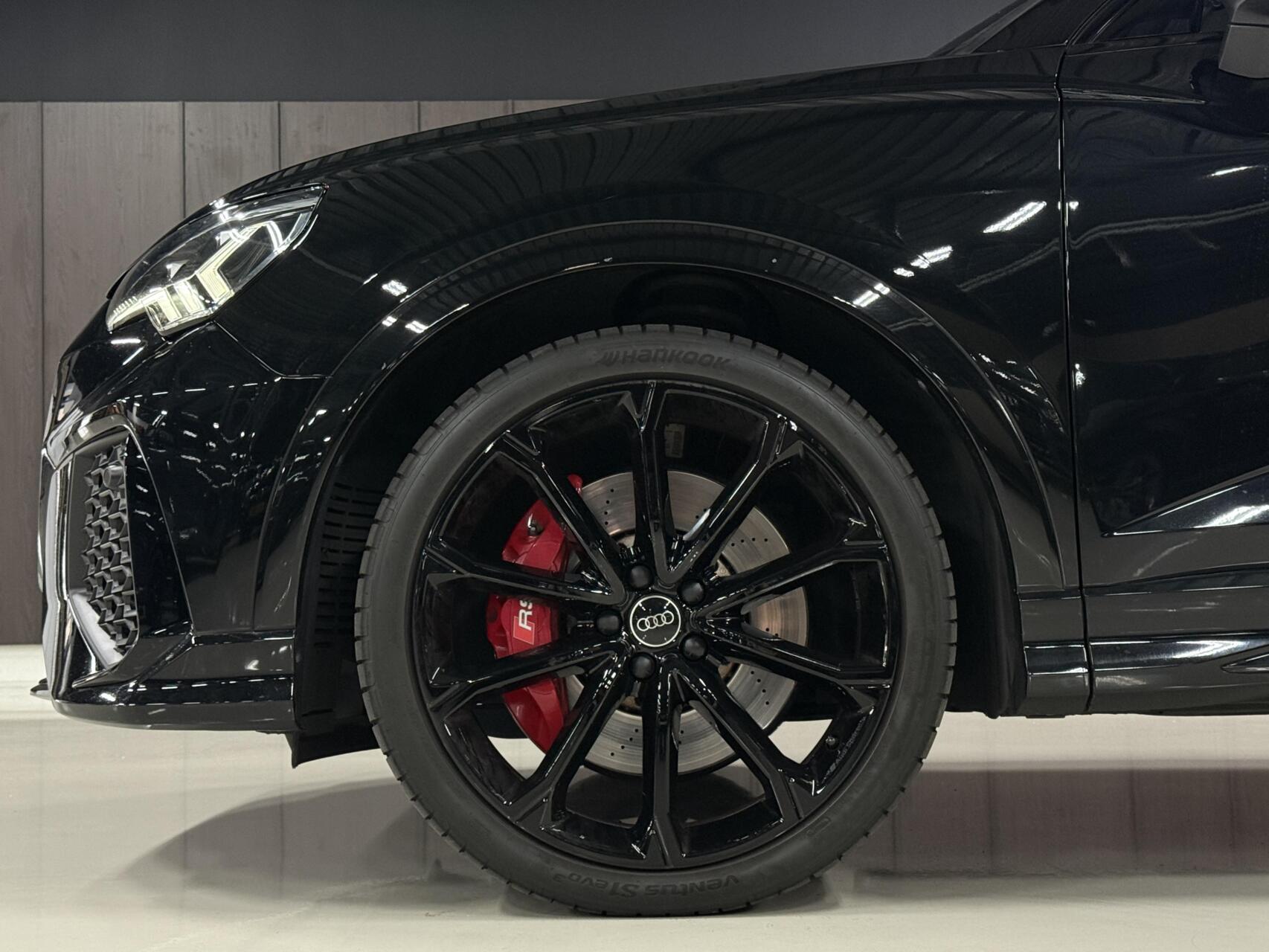 Foto van Audi RS Q3 Sportback